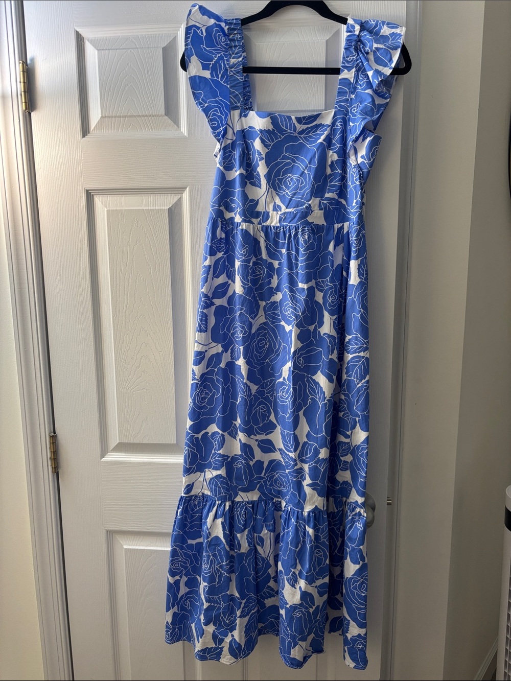 London Times Blue and White Floral Summer Dress